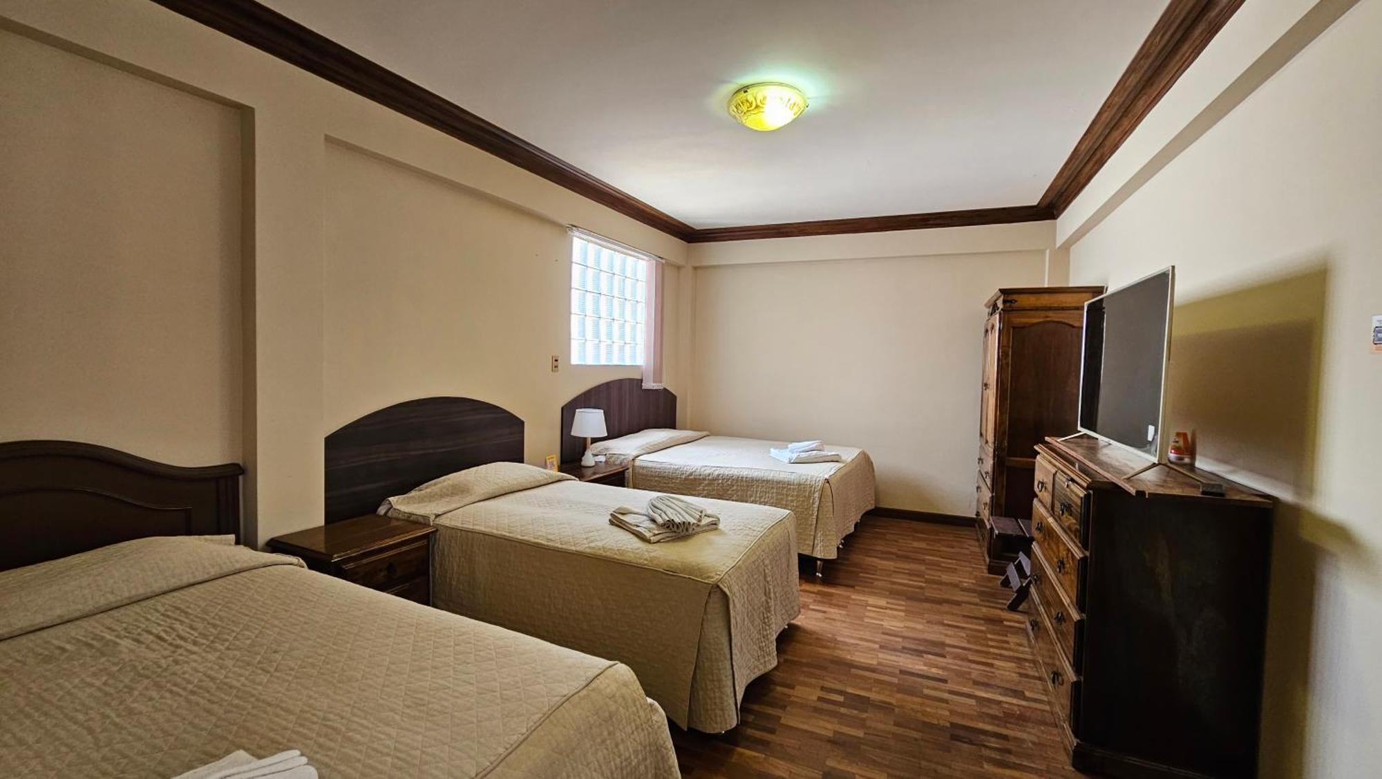 Готель La Culta Hostal & Centro Cultural Сукре Номер фото